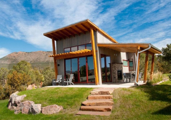 Royal Gorge Cabins image 37